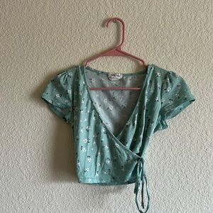 Crop top